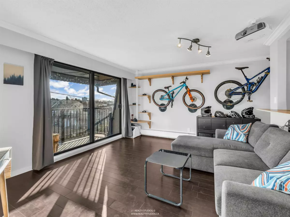 Bedroom 3 Photo of 306 2222 Cambridge Street, Vancouver, BC