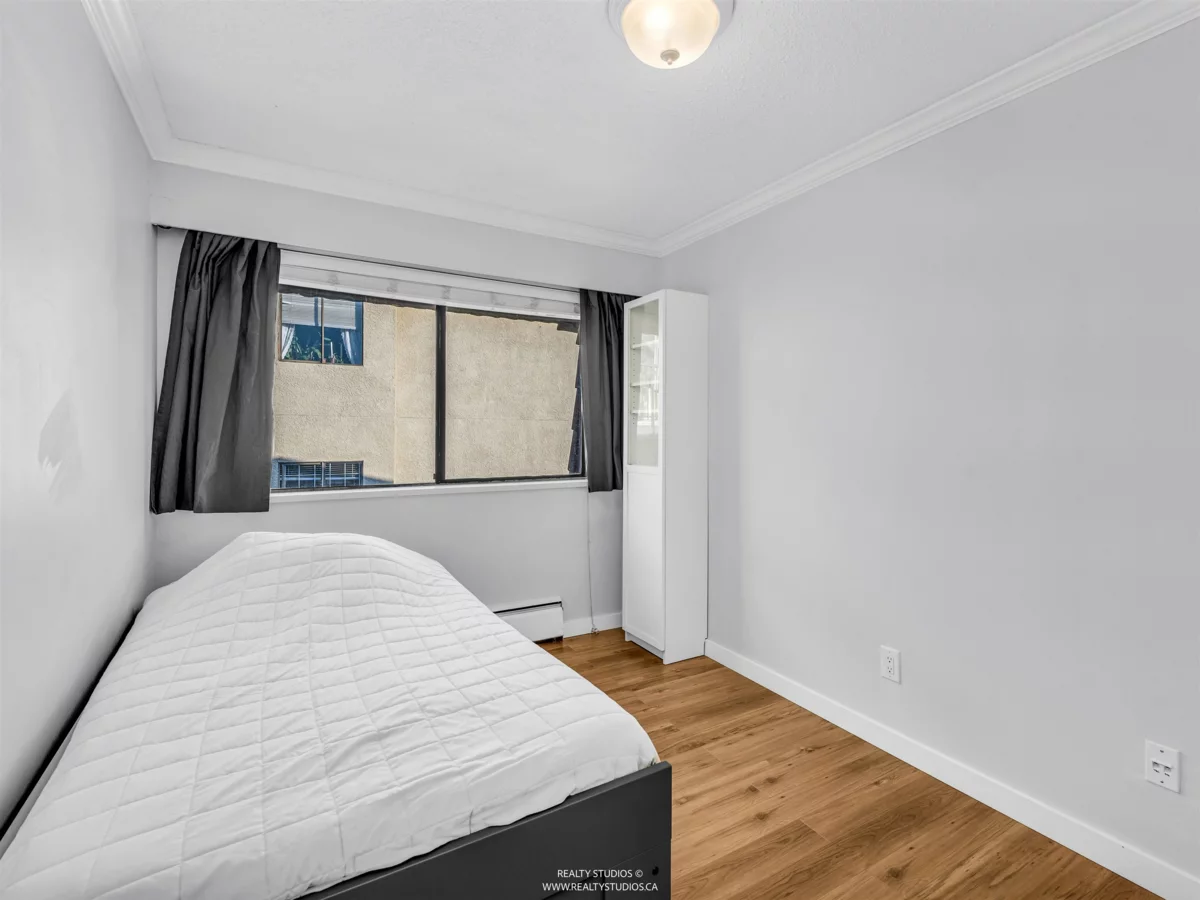 Laundry Room Photo of 306 2222 Cambridge Street, Vancouver, BC