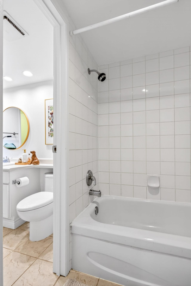 Loft / Bonus Room Photo of 318 1500 Pendrell Street, Vancouver, BC