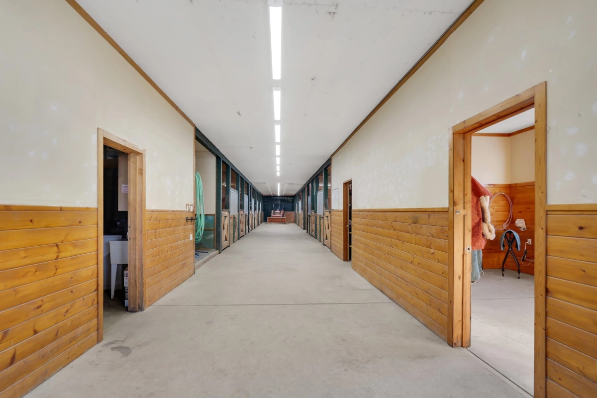 Entry Foyer Photo of 7395 Clover Road, Pemberton, BC