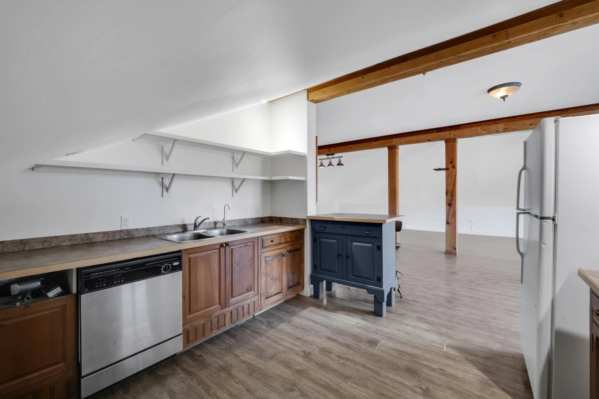 Guest Bathroom Photo of 7395 Clover Road, Pemberton, BC