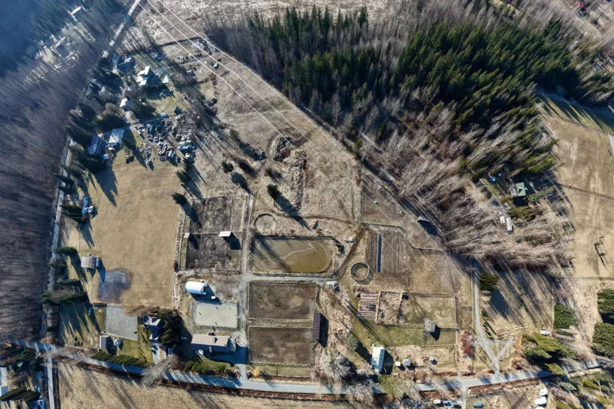 Hot Tub / Spa Photo of 7395 Clover Road, Pemberton, BC