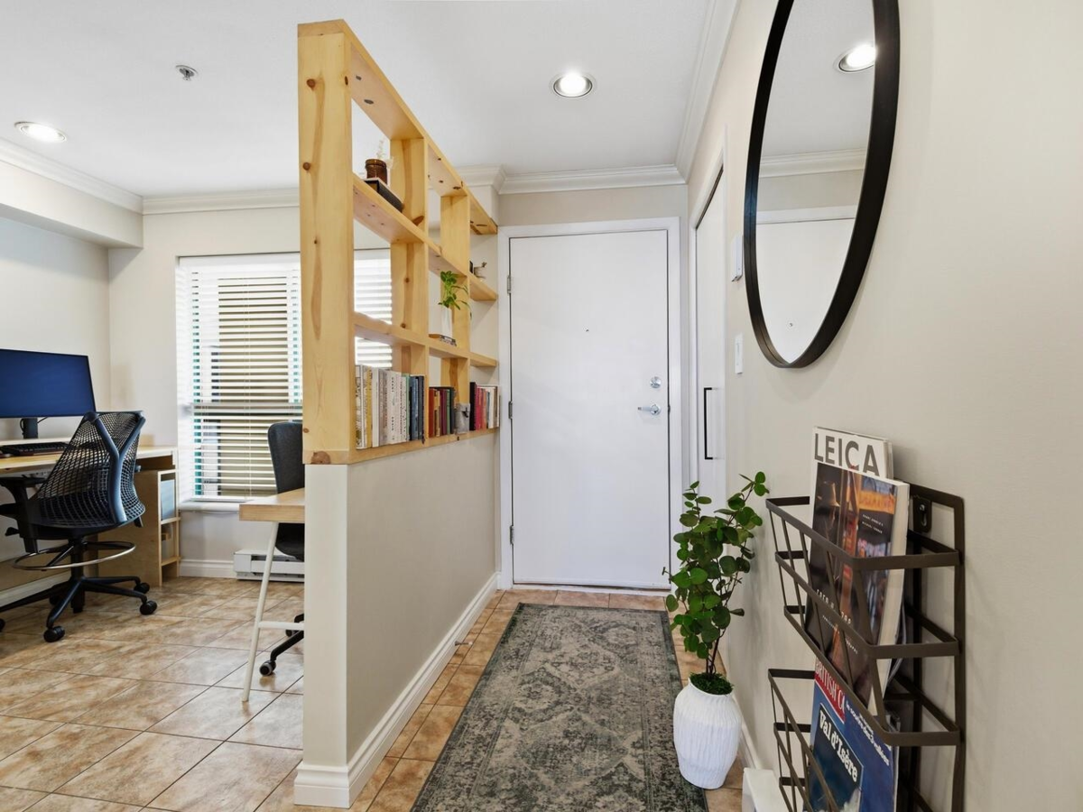 Exterior Rear Photo of 403 212 Lonsdale Avenue, North Vancouver, BC