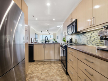 403 212 Lonsdale Avenue, North Vancouver, BC