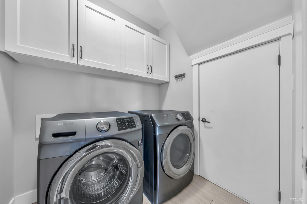 Garden / Landscaping Photo of 4364 Greta Street, Burnaby, BC