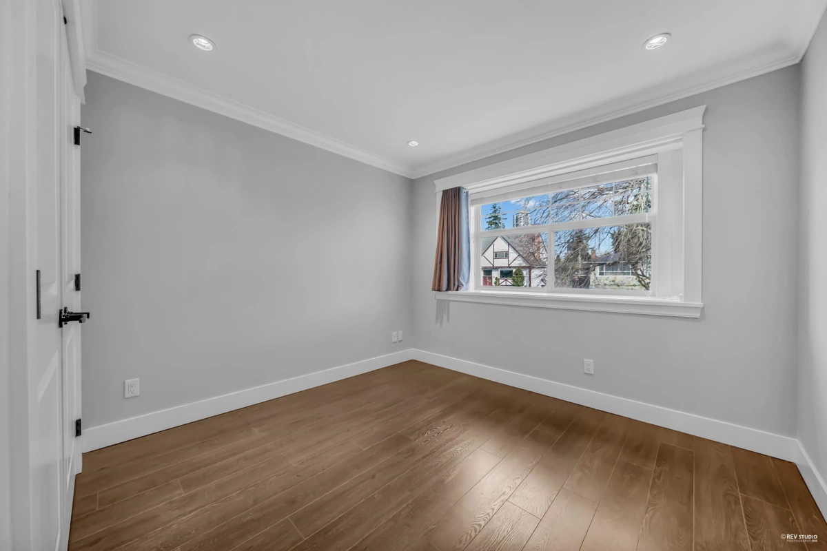 Hallway Photo of 4364 Greta Street, Burnaby, BC