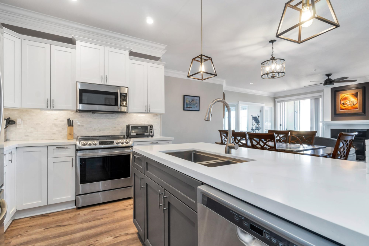 Dining Area Photo of 310B 45595 Tamihi Way, Chilliwack, BC