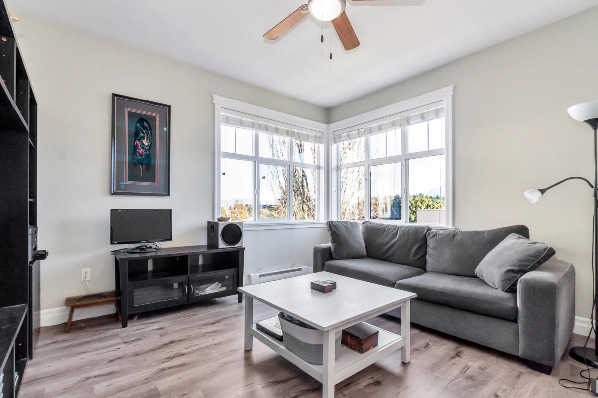 Powder Room Photo of 310B 45595 Tamihi Way, Chilliwack, BC