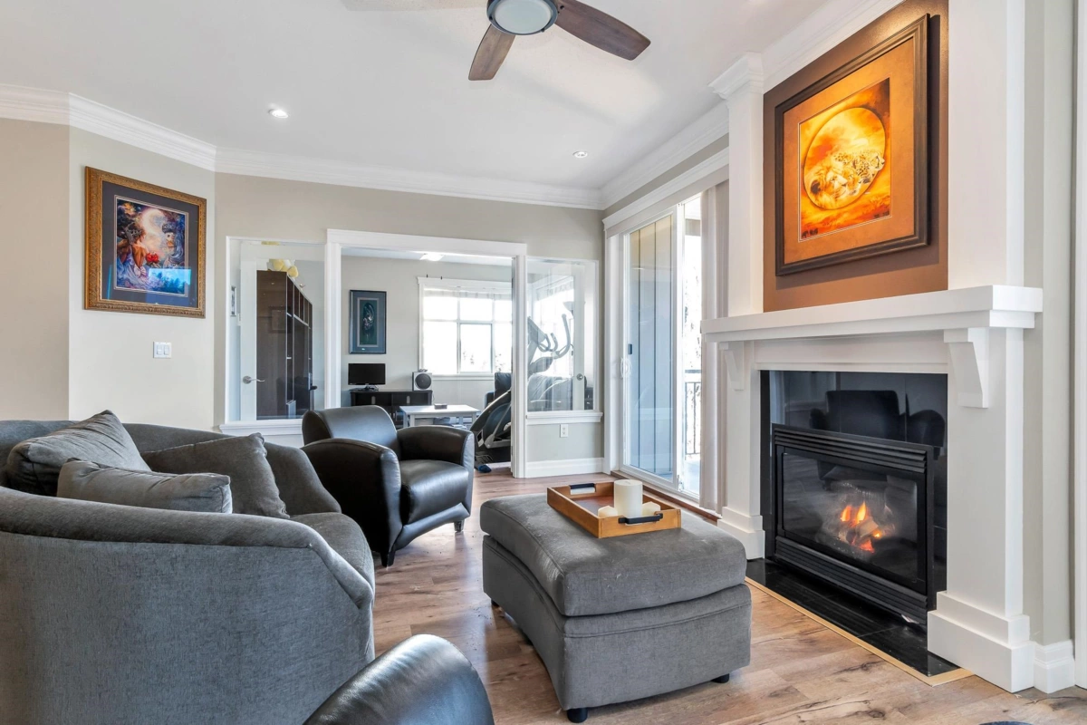 Primary Bathroom Photo of 310B 45595 Tamihi Way, Chilliwack, BC