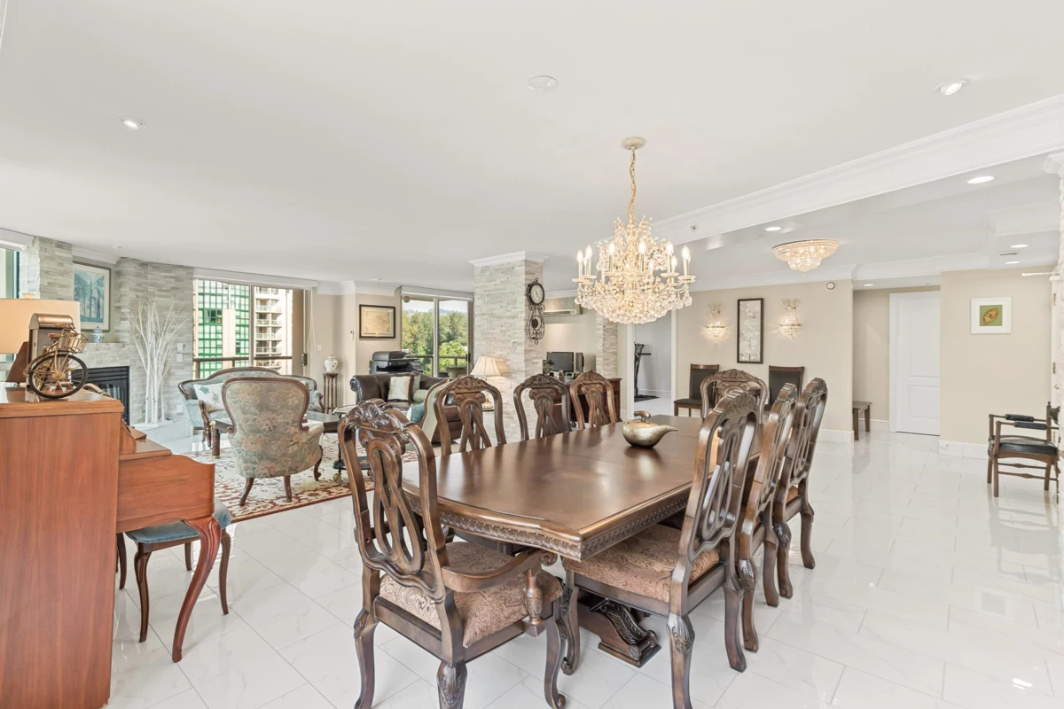 Dining Area Photo of 701 1190 Pipeline Road, Coquitlam, BC
