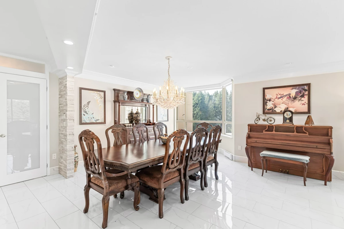 Family Room Photo of 701 1190 Pipeline Road, Coquitlam, BC