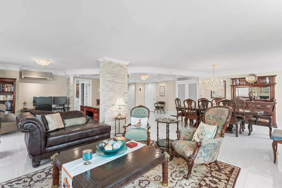 Pantry Photo of 701 1190 Pipeline Road, Coquitlam, BC