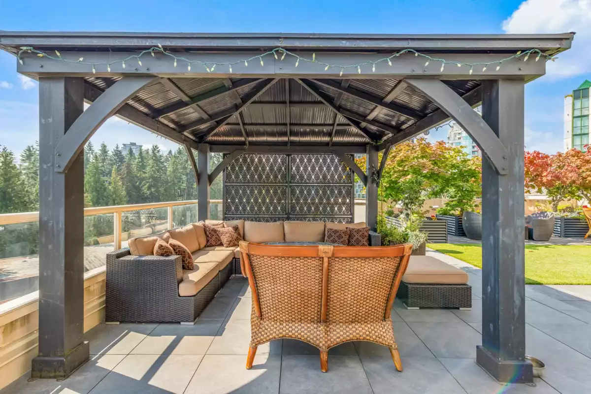 Powder Room Photo of 701 1190 Pipeline Road, Coquitlam, BC