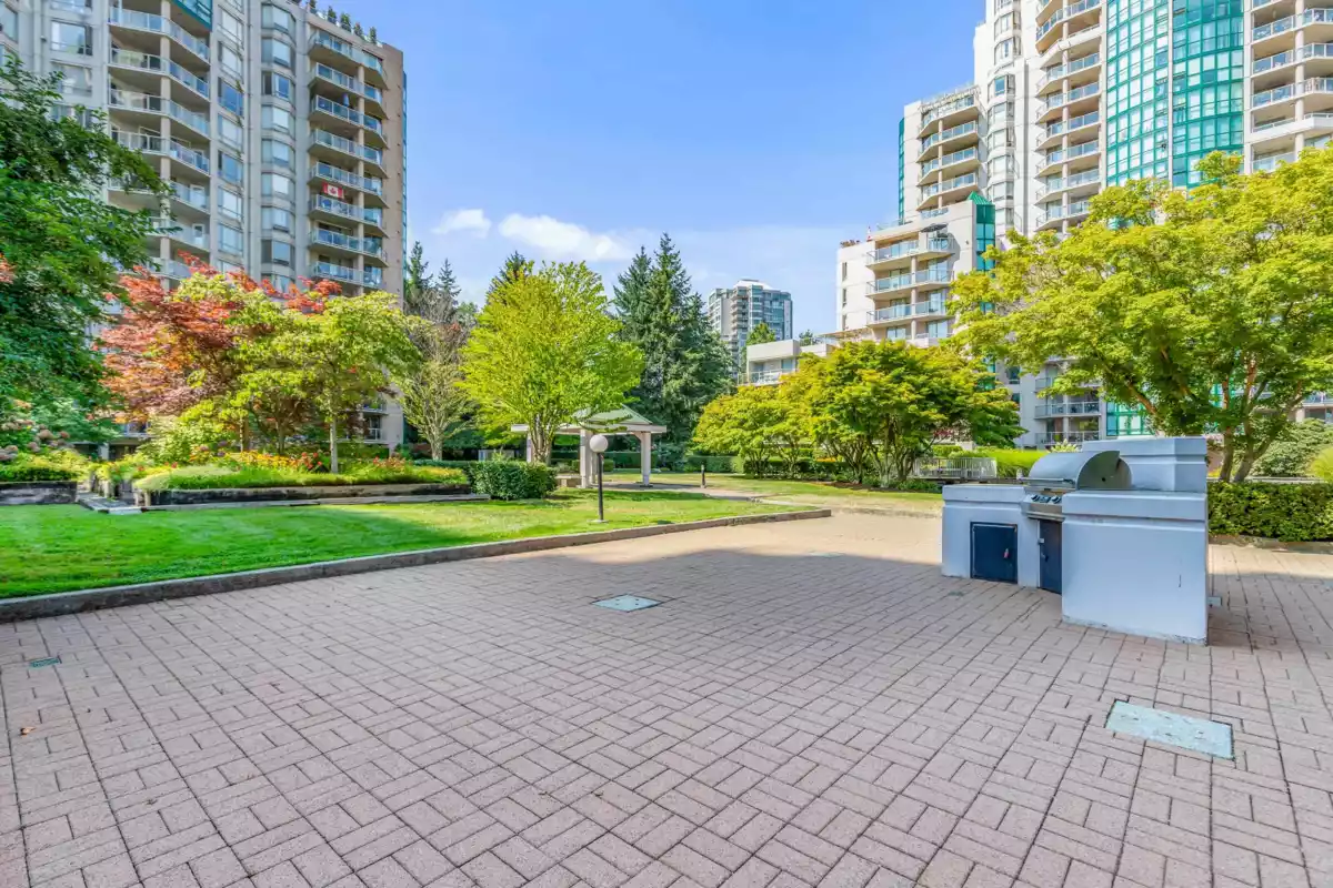 Swimming Pool Photo of 701 1190 Pipeline Road, Coquitlam, BC