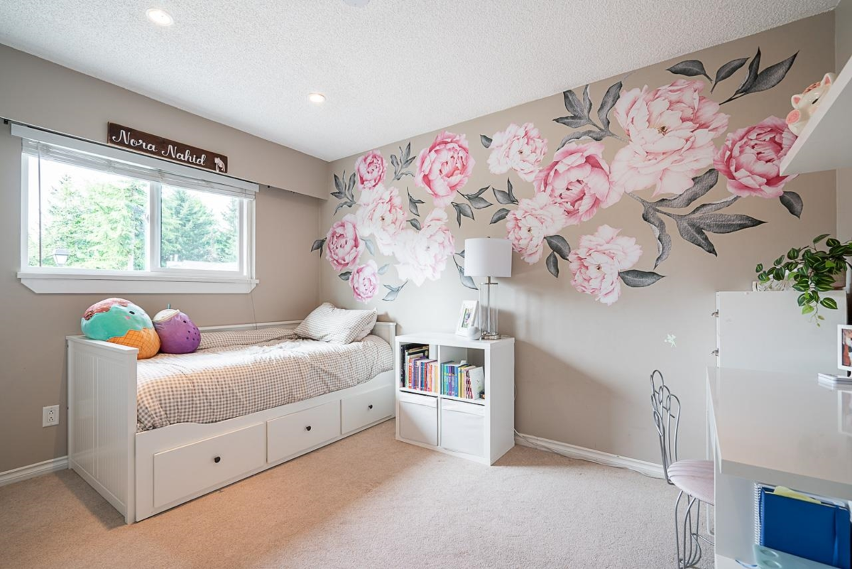 Basement Recreation Room Photo of 20685 125 Avenue, Maple Ridge, BC