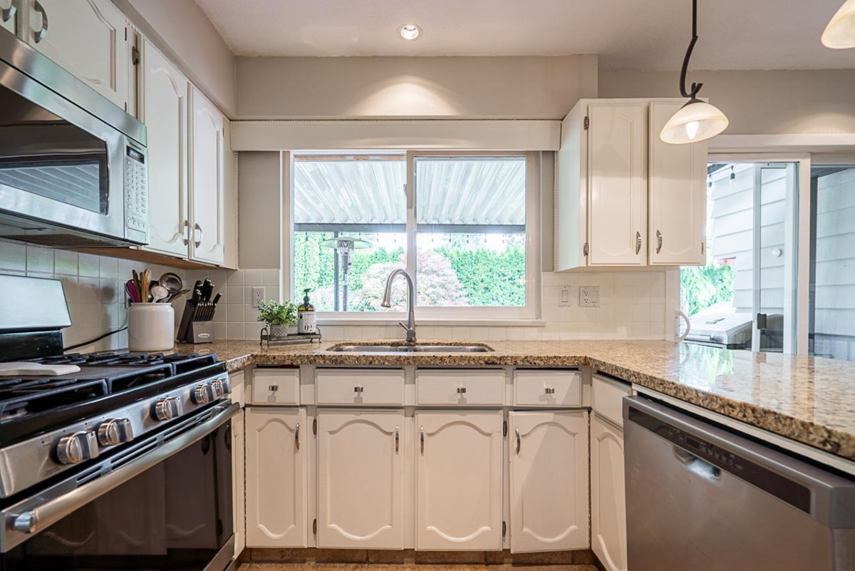Dining Area Photo of 20685 125 Avenue, Maple Ridge, BC