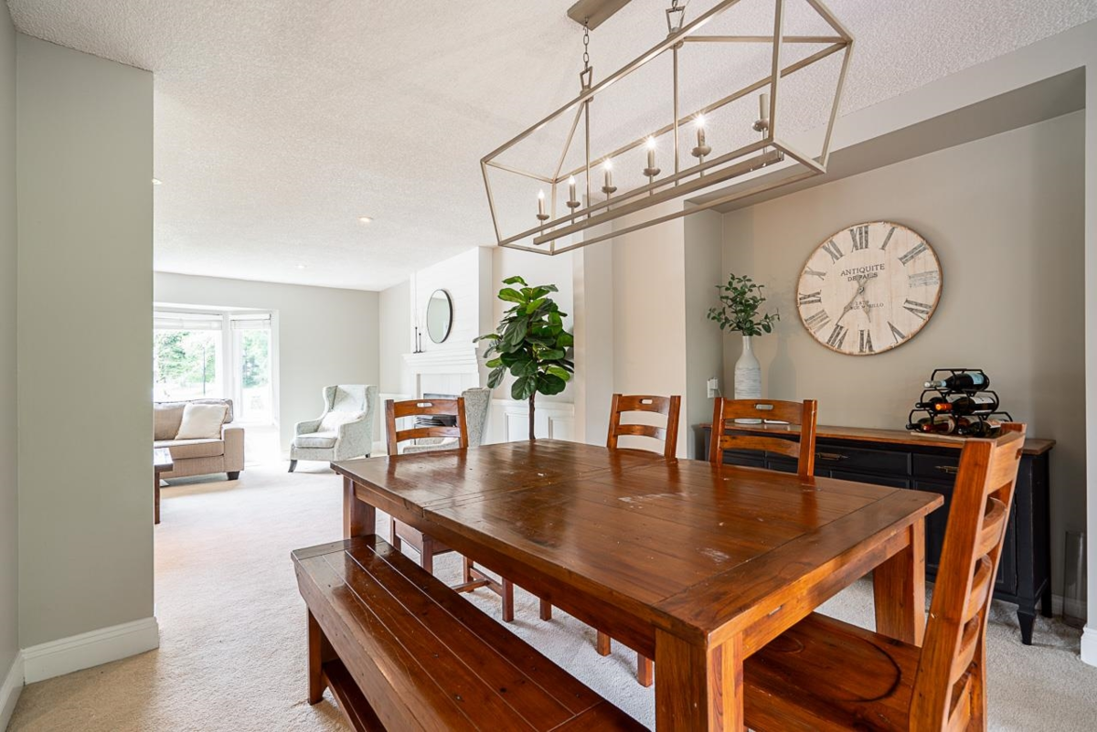 Guest Bathroom Photo of 20685 125 Avenue, Maple Ridge, BC