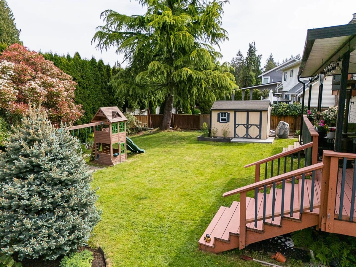 Outdoor Deck Photo of 20685 125 Avenue, Maple Ridge, BC
