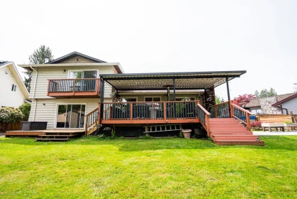 Front Yard Photo of 20685 125 Avenue, Maple Ridge, BC