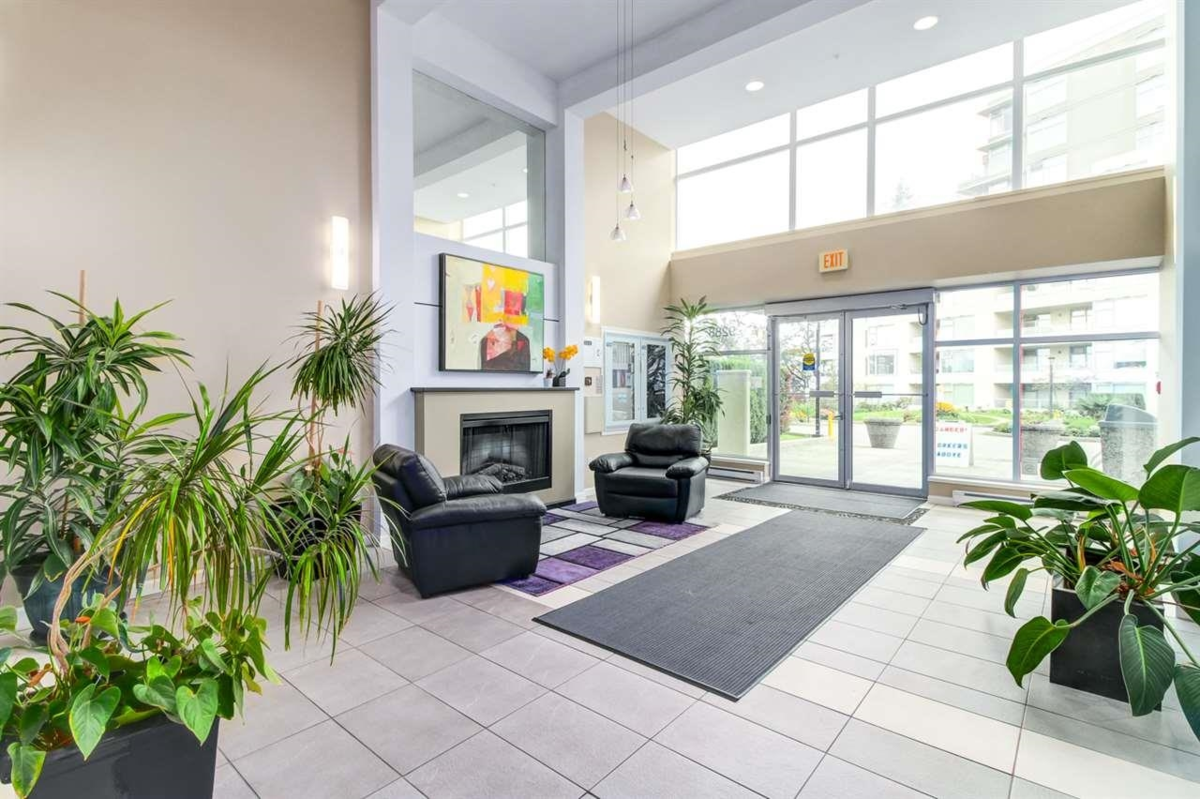 Office / Den Photo of 302 9288 University Crescent, Burnaby, BC