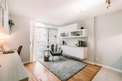 302 9288 University Crescent, Burnaby, BC