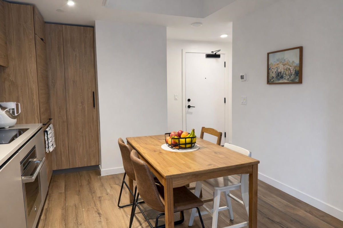 Family Room Photo of 306 10448 University Drive, Surrey, BC