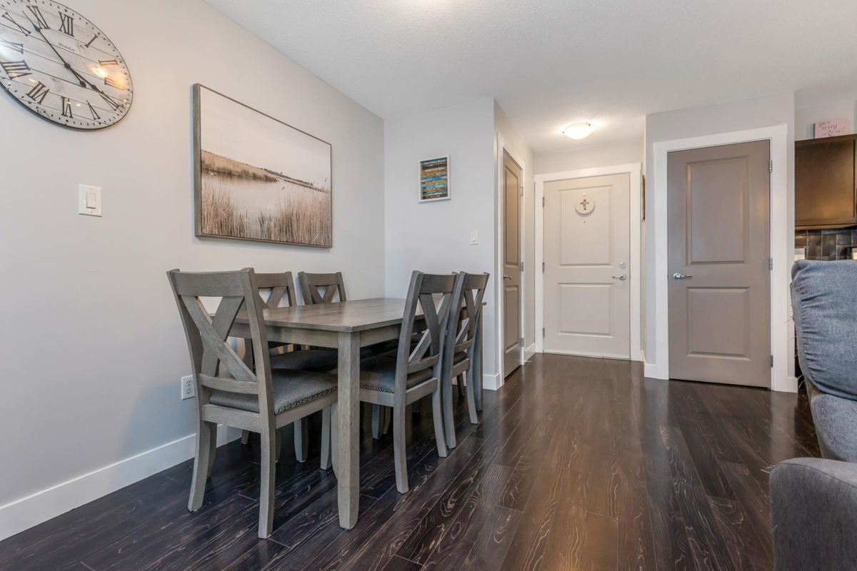 Bedroom 3 Photo of 305 2038 Sandalwood Crescent, Abbotsford, BC