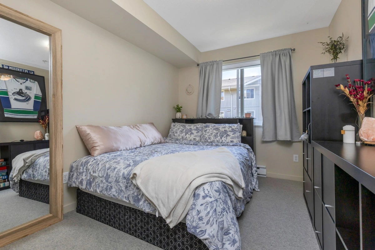 Outdoor Deck Photo of 305 2038 Sandalwood Crescent, Abbotsford, BC