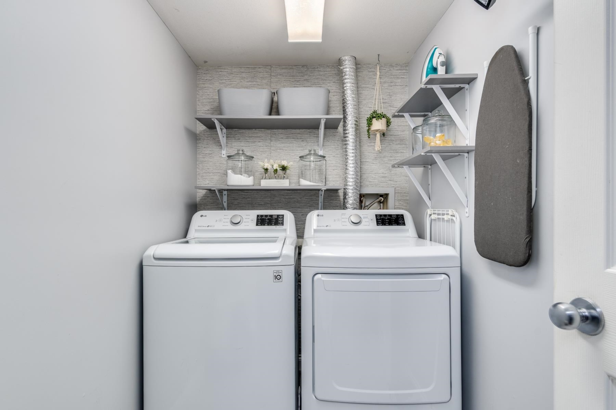 Walk-In Closet Photo of 114 5438 198 Street, Langley, BC