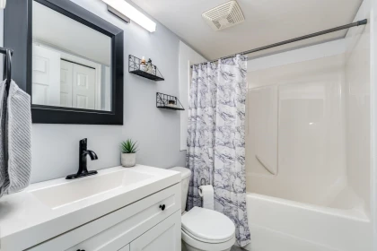 Primary Bathroom Photo of 114 5438 198 Street, Langley, BC