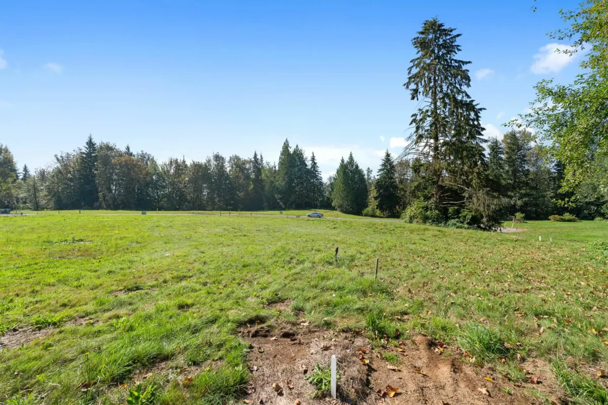 Primary Bedroom Photo of 32285 Silver Creek Drive, Mission, BC