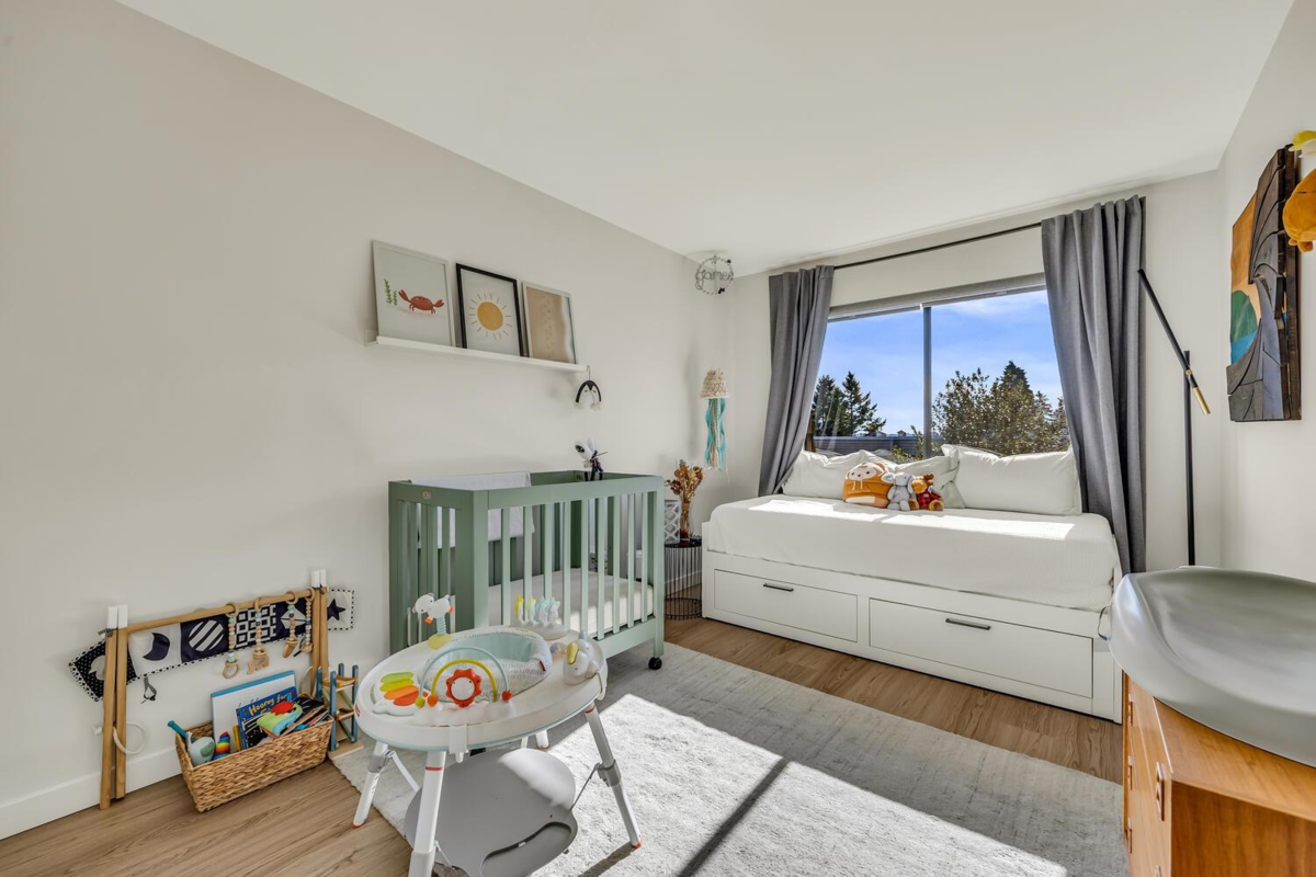 Bedroom 2 Photo of 504 466 E Eighth Avenue, New Westminster, BC