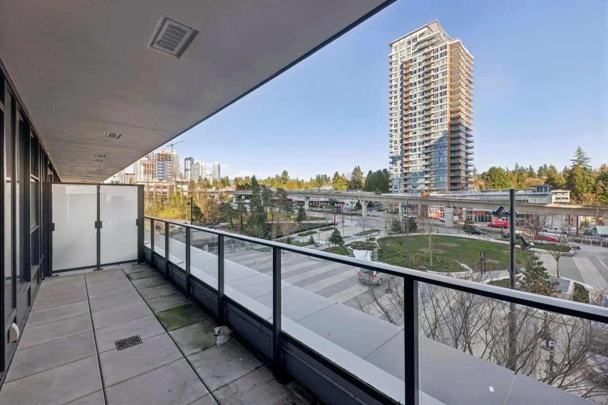 Guest Bathroom Photo of 304 3809 Evergreen Place, Burnaby, BC
