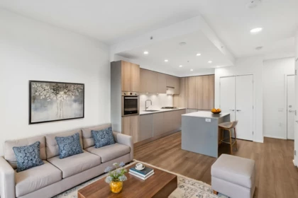 304 3809 Evergreen Place, Burnaby, BC