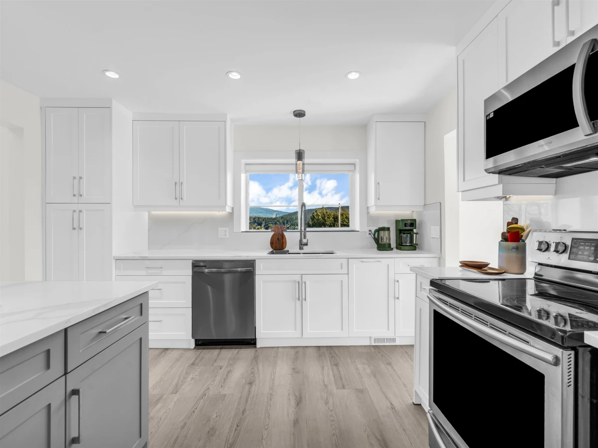 Bedroom 3 Photo of 4254 Caddy Road, North Vancouver, BC