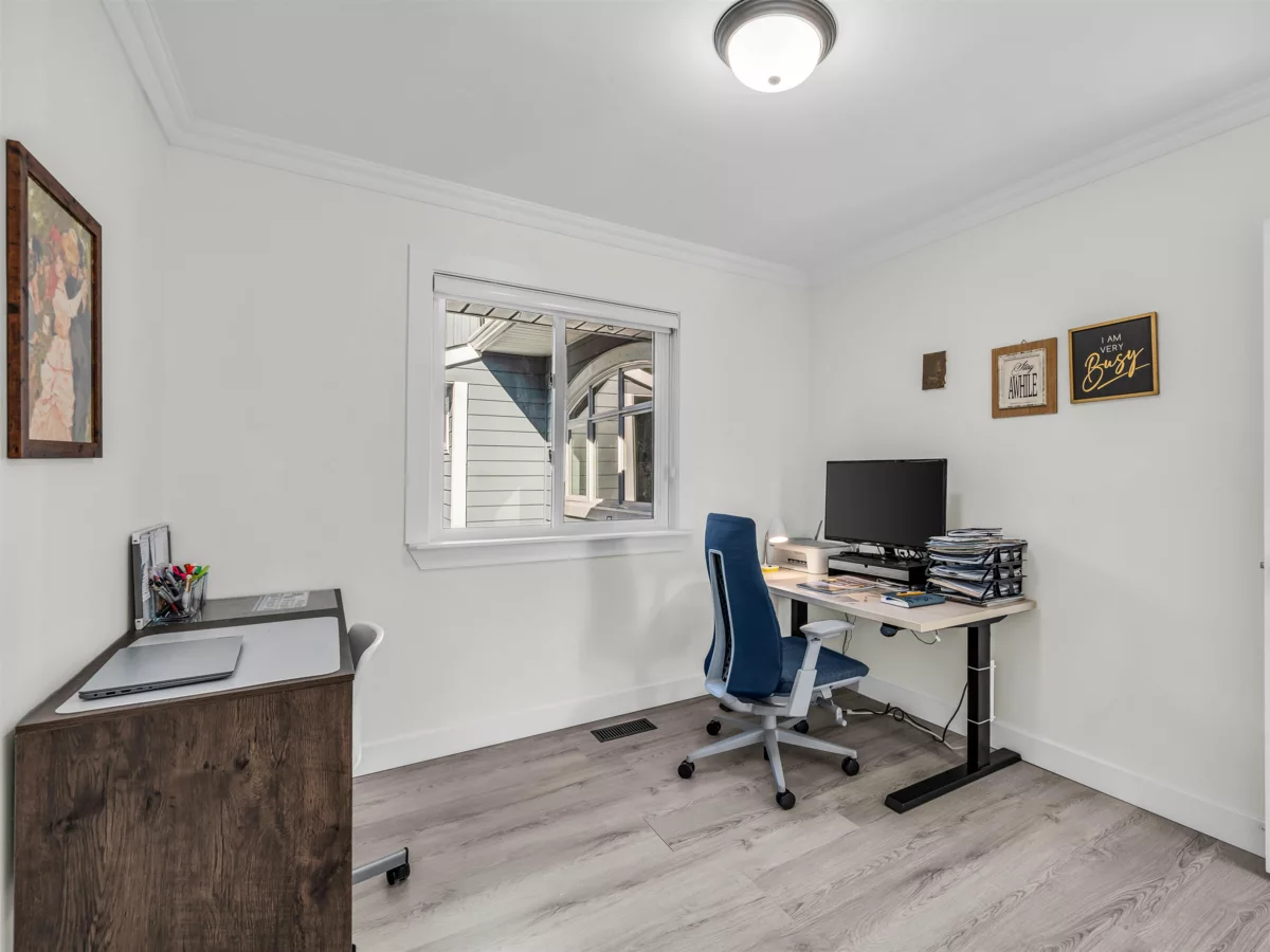 Outdoor Patio Photo of 4254 Caddy Road, North Vancouver, BC