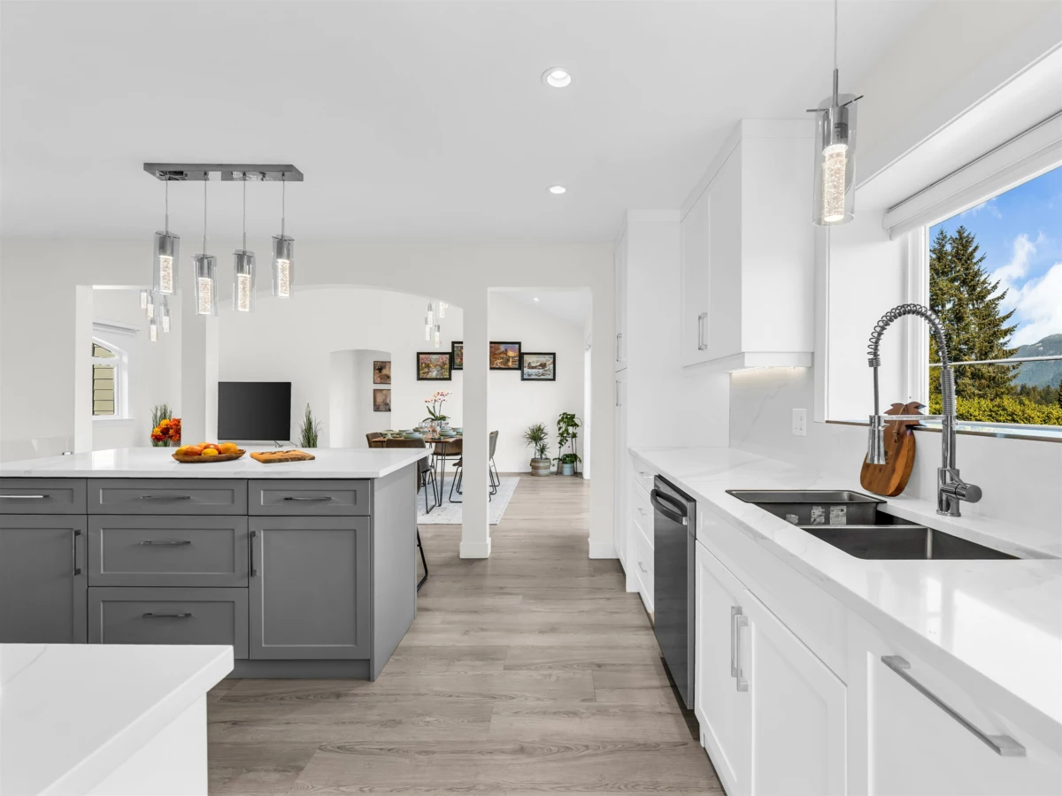 Powder Room Photo of 4254 Caddy Road, North Vancouver, BC