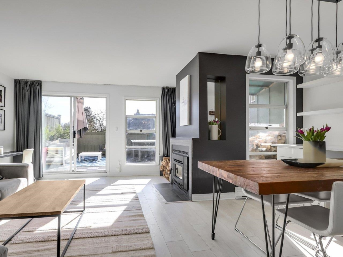 Family Room Photo of 29 900 W 17th Street, North Vancouver, BC