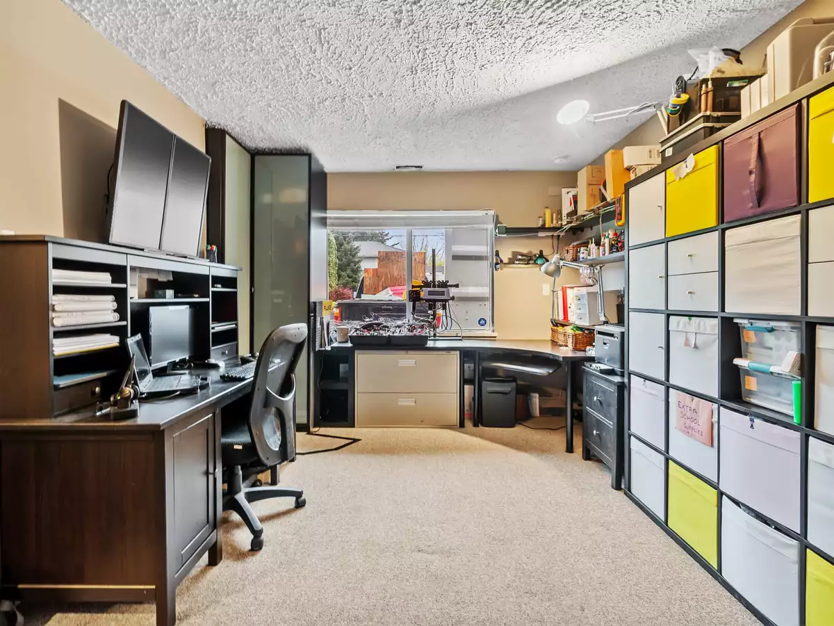 Staircase Photo of 4921 44a Avenue, Delta, BC