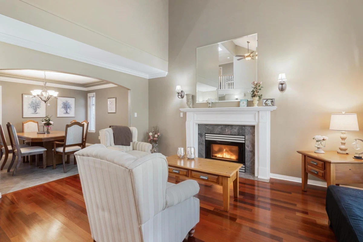 Dining Area Photo of 10118 171a Street, Surrey, BC