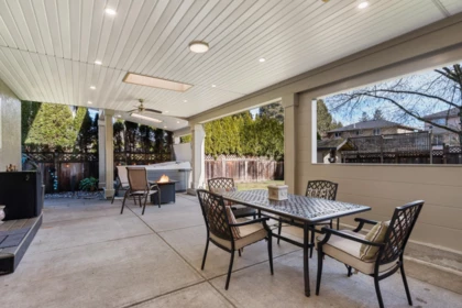 Hot Tub / Spa Photo of 10118 171a Street, Surrey, BC
