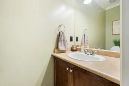 Mudroom Photo of 10118 171a Street, Surrey, BC