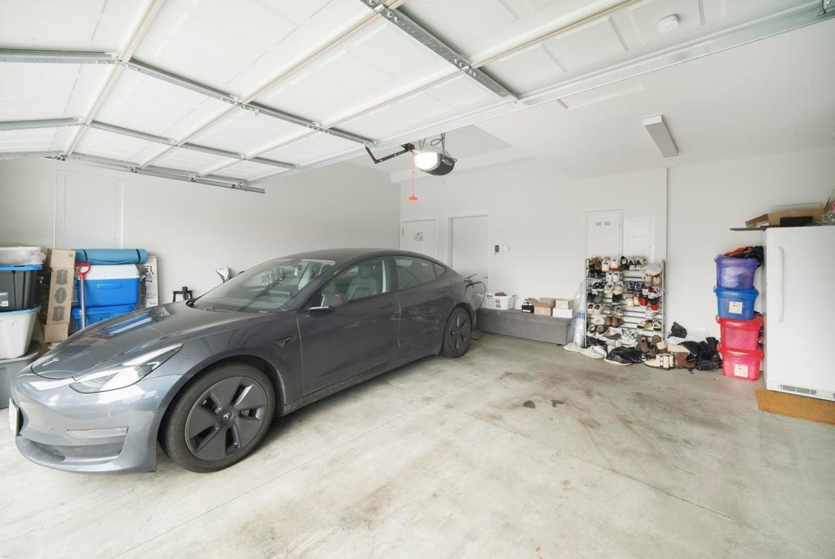 Mudroom Photo of 108 10388 No. 2 Road, Richmond, BC