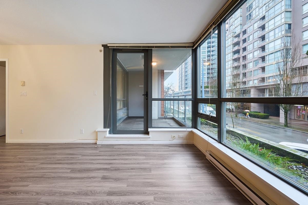 Kitchen Island Photo of 209 8100 Saba Road, Richmond, BC