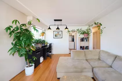 50 E 37th Avenue, Vancouver, BC, Vancouver — Single Family Residence for sale