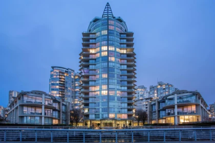 2005 1328 Marinaside Crescent, Vancouver, BC, Vancouver — Apartment/Condo for sale