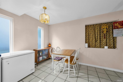 Breakfast Nook Photo of 4631 Dallyn Road, Richmond, BC
