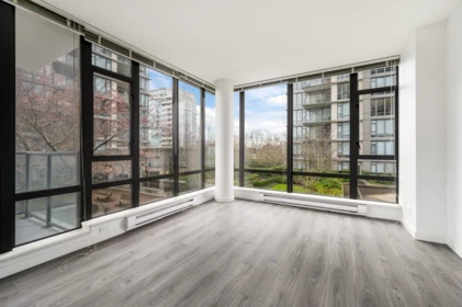 601 7362 Elmbridge Way, Richmond, BC, Richmond — Apartment/Condo for sale