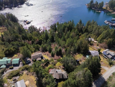 Outdoor Deck Photo of 4862 Hotel Lake Road, Garden Bay, BC