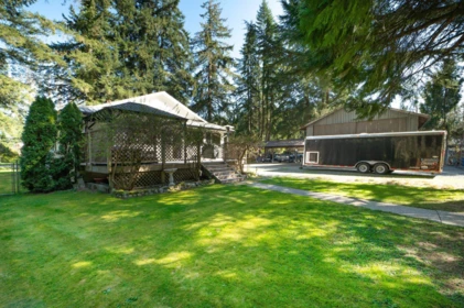 Kitchen Island Photo of 4791 240 Street, Langley, BC